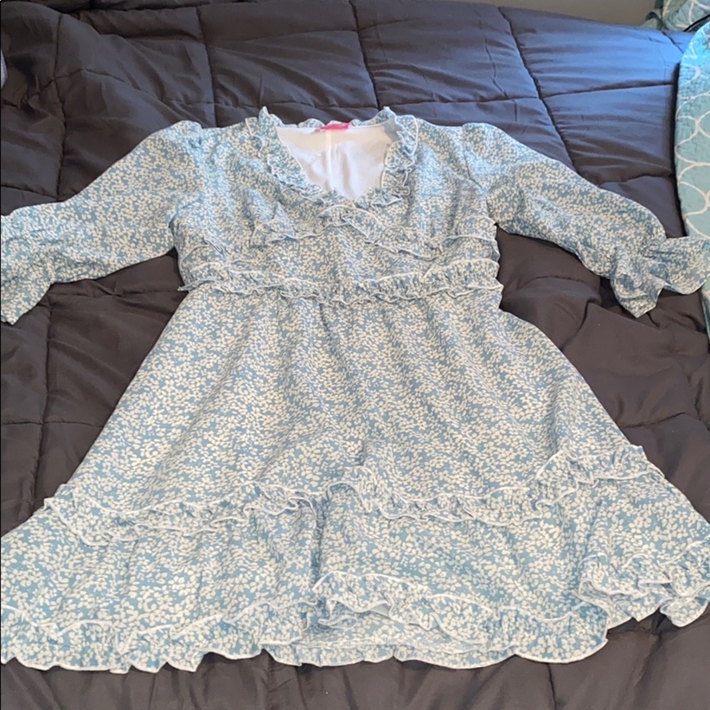 Dress - Picture 2 of 5